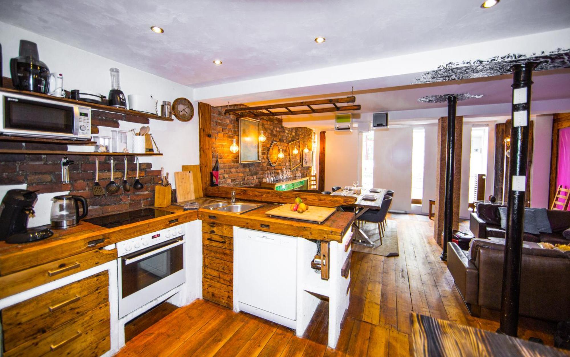 Bookeinfach Bad Ems - Private - Sauna Jacuzzi Whirlpool Swimmingpool Alahna Sup Beachvolleyball Billiards Ping Pong Cinema Theater Music Disco Ball Bbq Und Parkplaetze Экстерьер фото