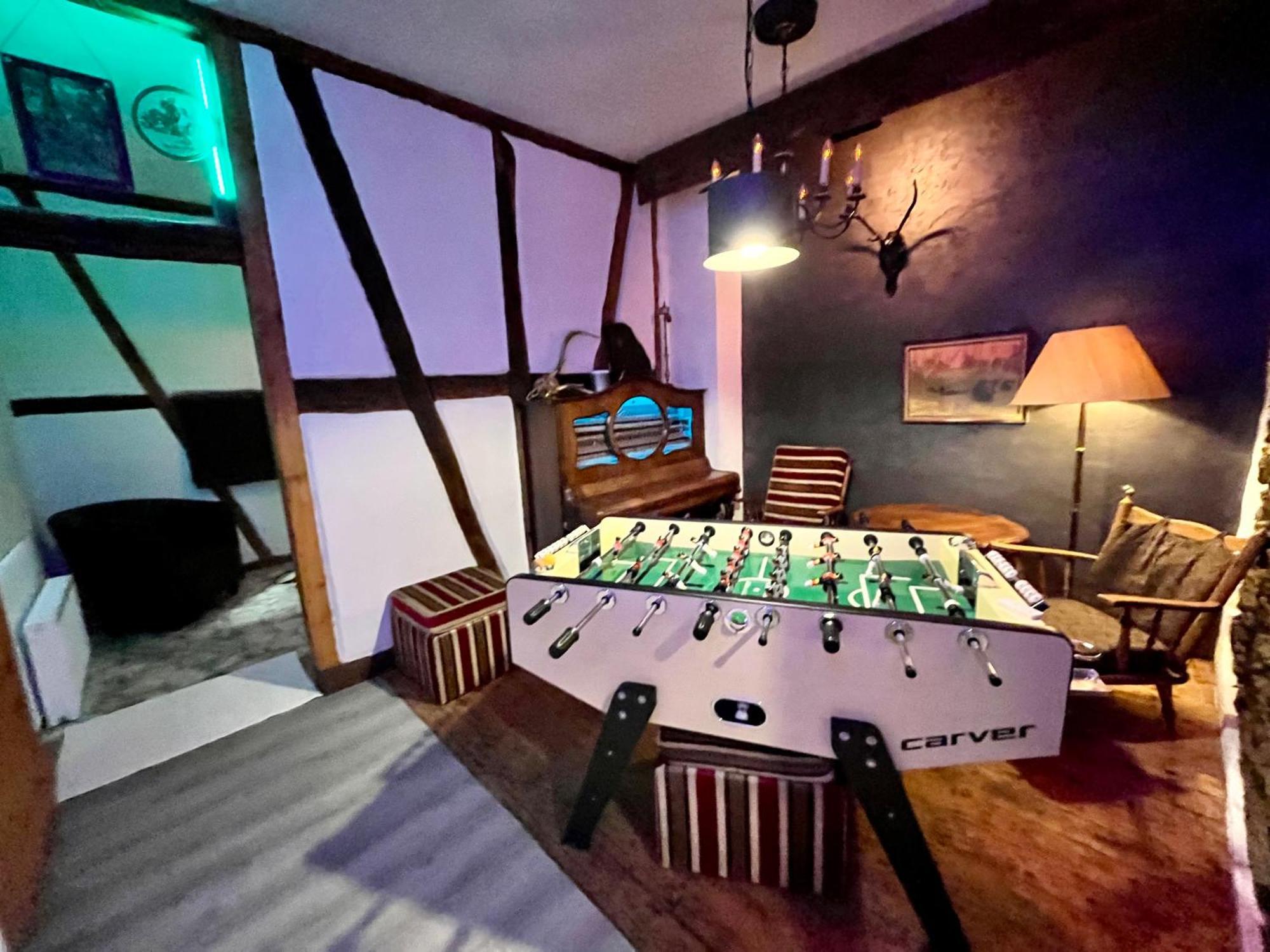 Bookeinfach Bad Ems - Private - Sauna Jacuzzi Whirlpool Swimmingpool Alahna Sup Beachvolleyball Billiards Ping Pong Cinema Theater Music Disco Ball Bbq Und Parkplaetze Экстерьер фото