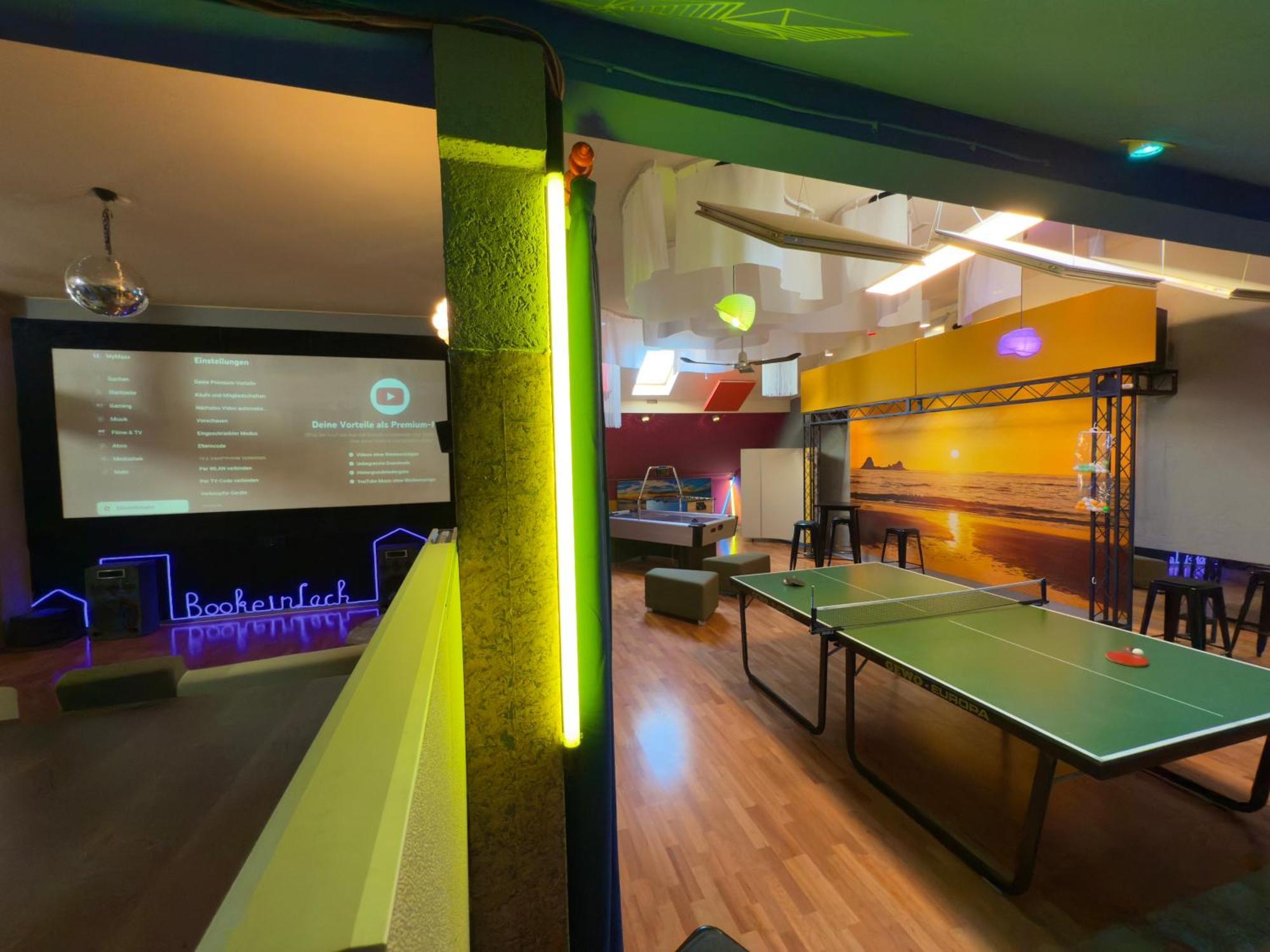 Bookeinfach Bad Ems - Private - Sauna Jacuzzi Whirlpool Swimmingpool Alahna Sup Beachvolleyball Billiards Ping Pong Cinema Theater Music Disco Ball Bbq Und Parkplaetze Экстерьер фото